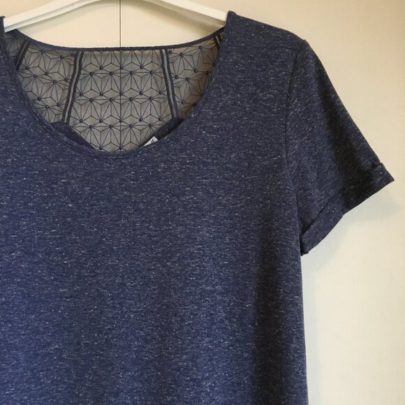 Independence Blue Heathered Linen Blend Diamond Lace Back Tee - Picture 3 of 12